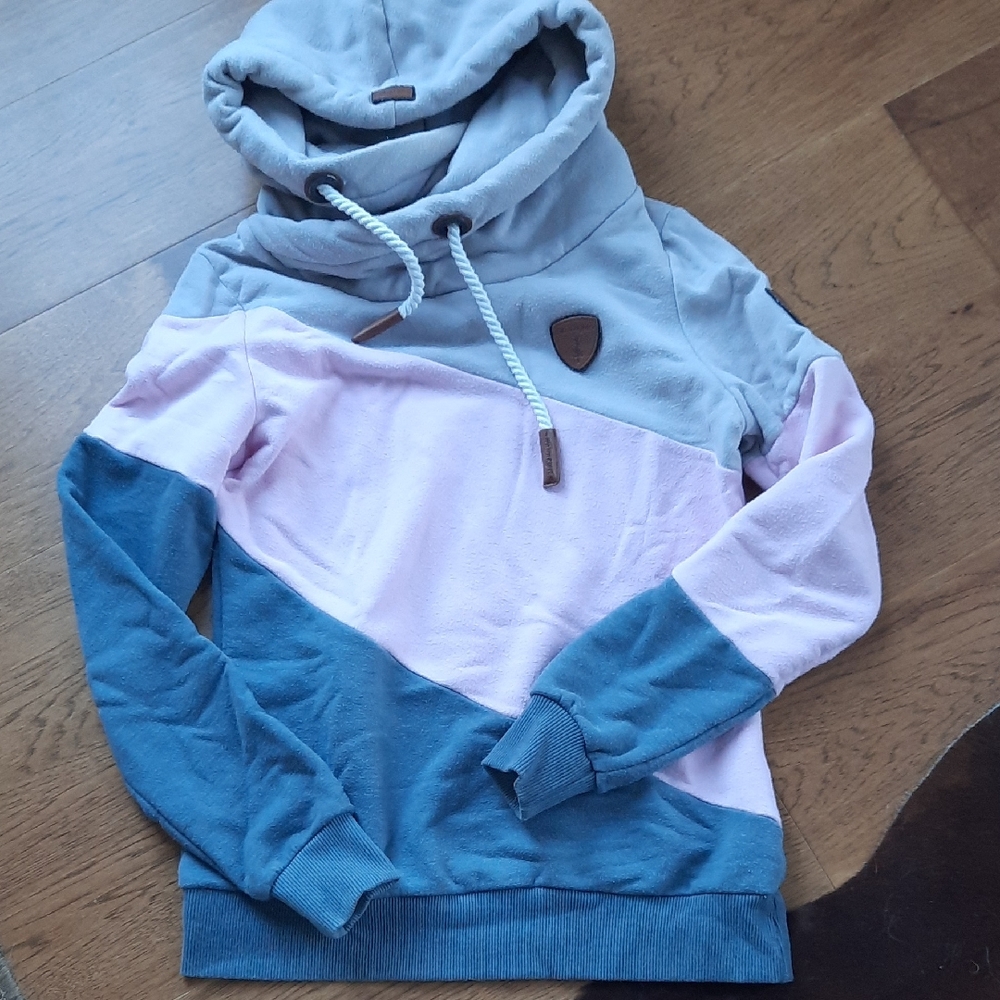 Wanakome Pullover Hoodie In Terry.